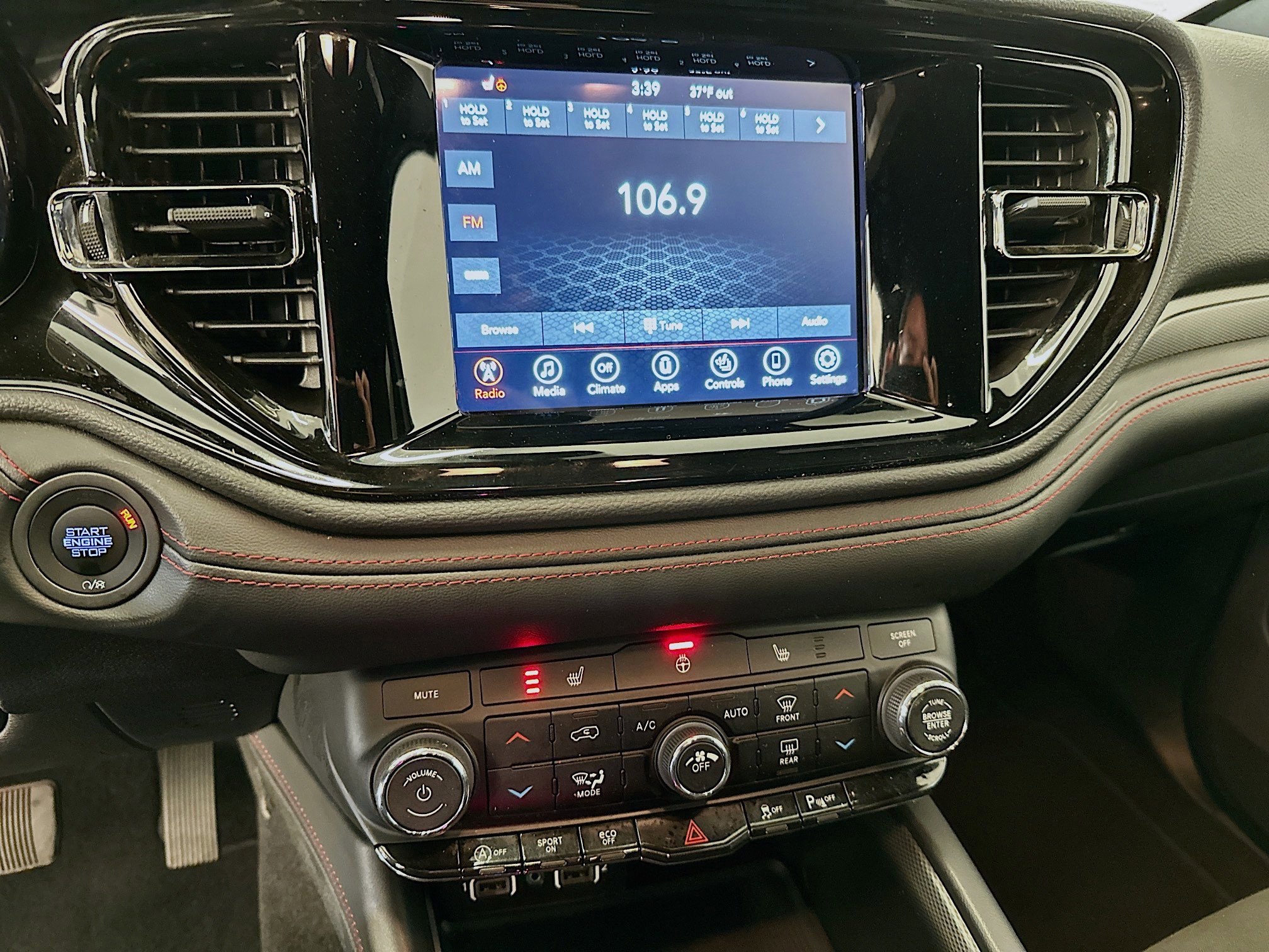 Used 2024 Dodge Durango GT image 26