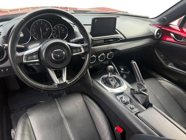 Used 2020 MAZDA MX-5 Miata RF Grand Touring RWD image 17