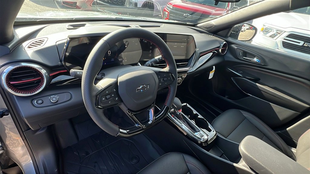 New 2026 Chevrolet Trax RS w/ Sunroof Package image 19