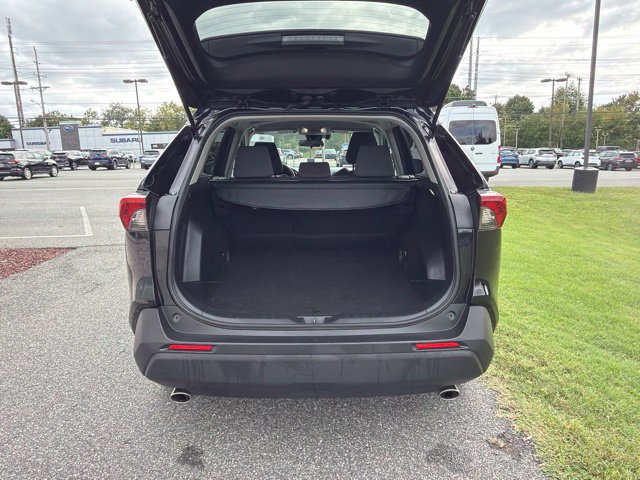 Used 2025 Toyota RAV4 XLE w/ Weather Package AWD/4WD image 8
