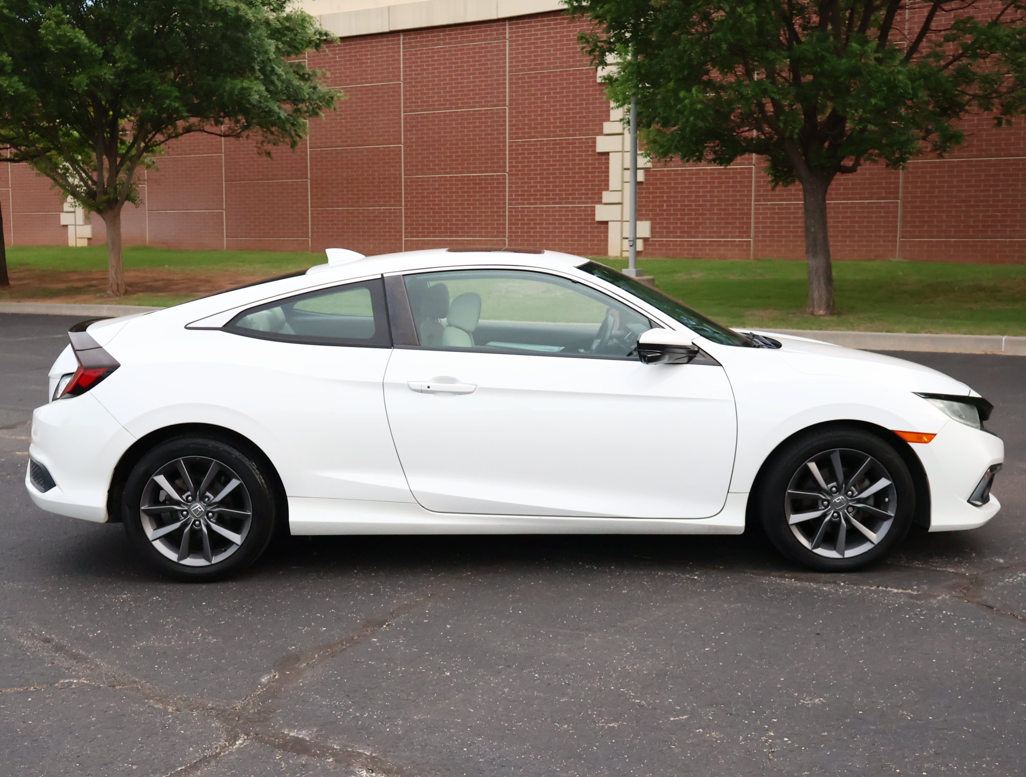 Used 2019 Honda Civic EX image 27