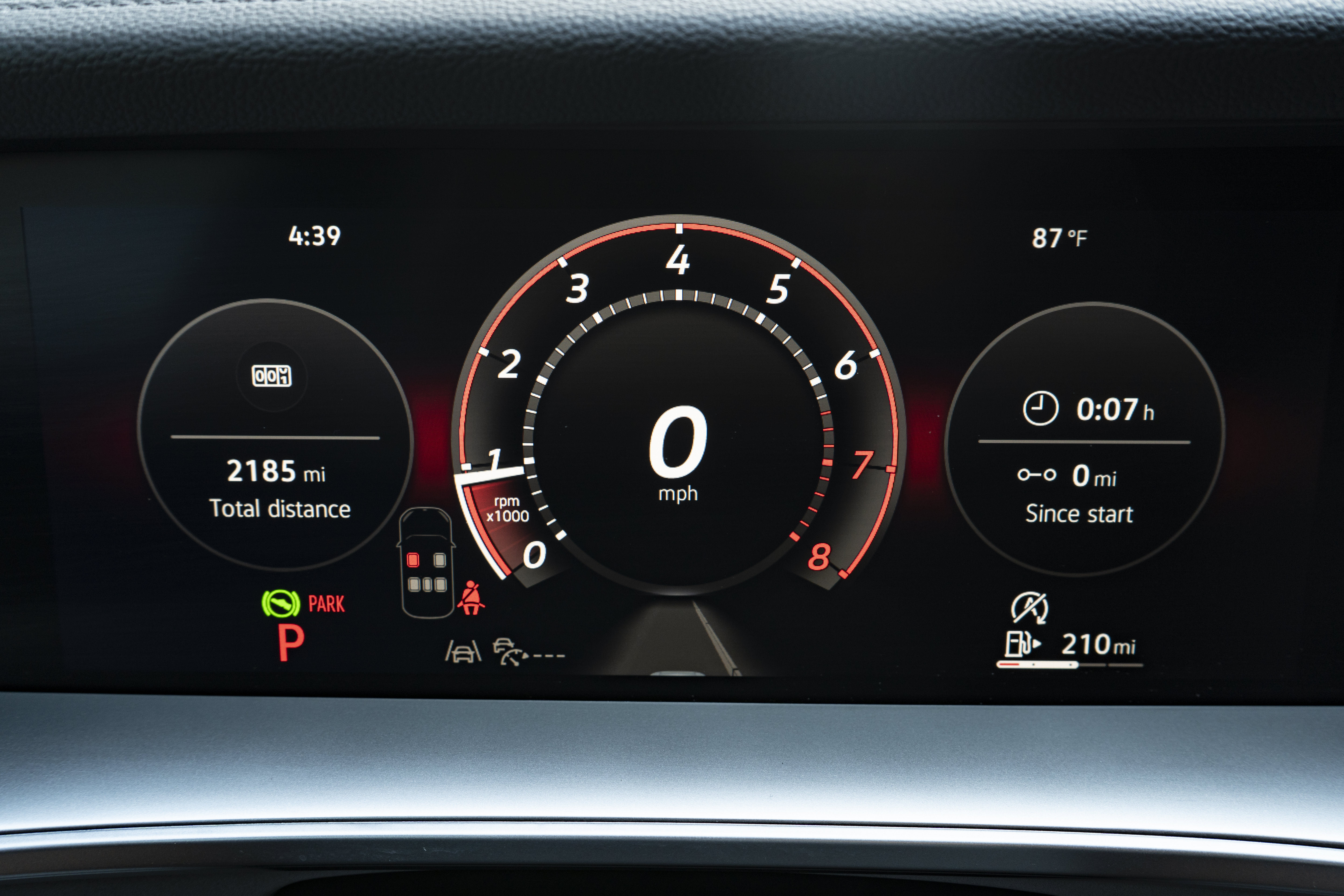 Certified 2026 Volkswagen Tiguan SE R-Line FWD image 21