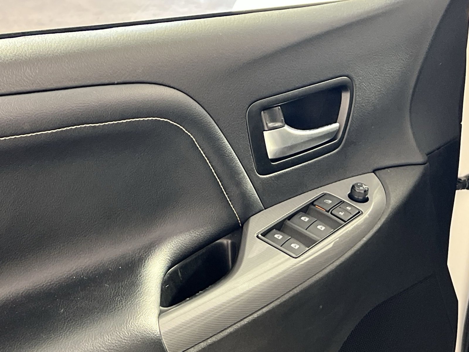 Used 2018 Toyota Sienna SE Premium image 11