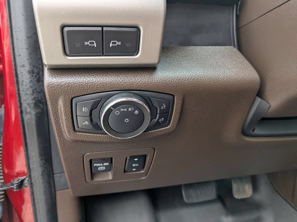 Used 2020 Ford F150 King Ranch w/ Equipment Group 601A Luxury AWD/4WD image 23