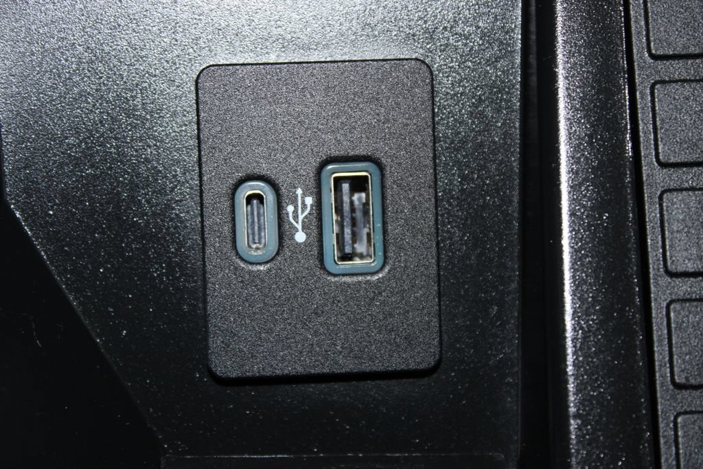 Used 2024 Ford F150 Raptor AWD/4WD image 50