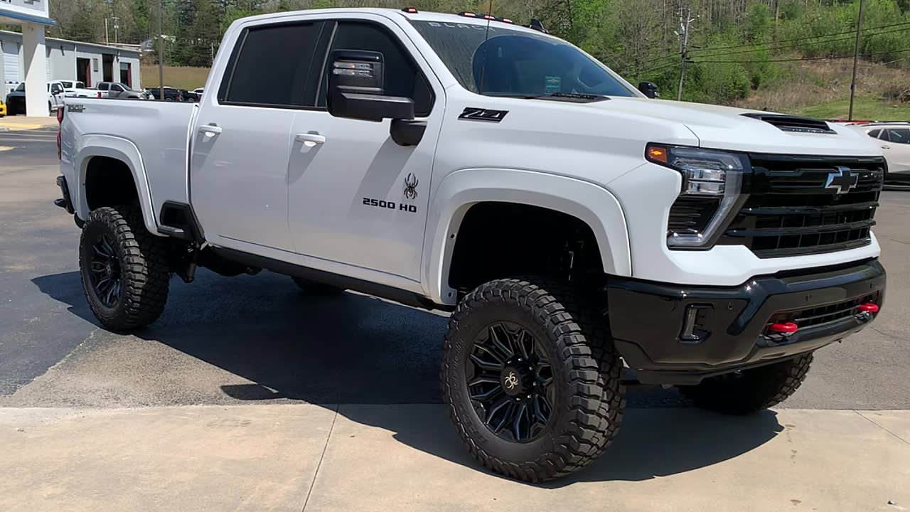 New 2025 Chevrolet Silverado 2500 LT w/ Trail Boss Package AWD/4WD image 7