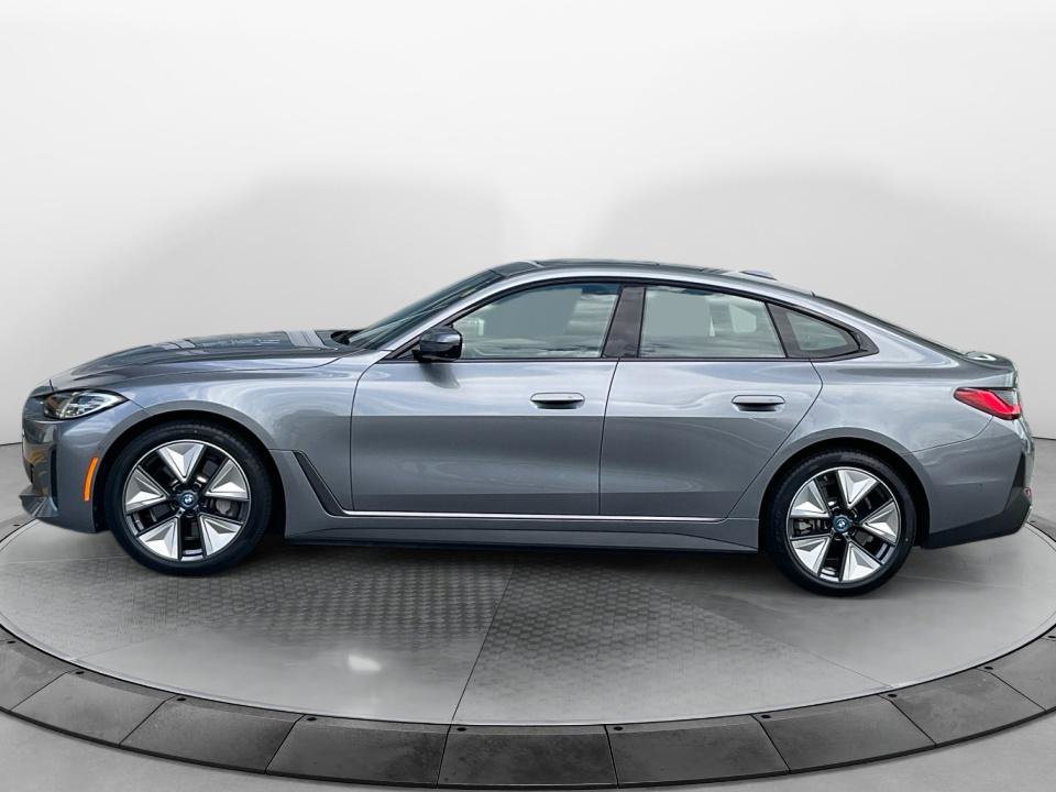 Used 2023 BMW i4 eDrive40 RWD image 4