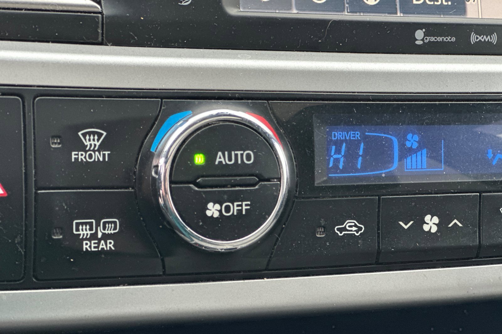 Used 2016 Toyota Highlander Limited image 29