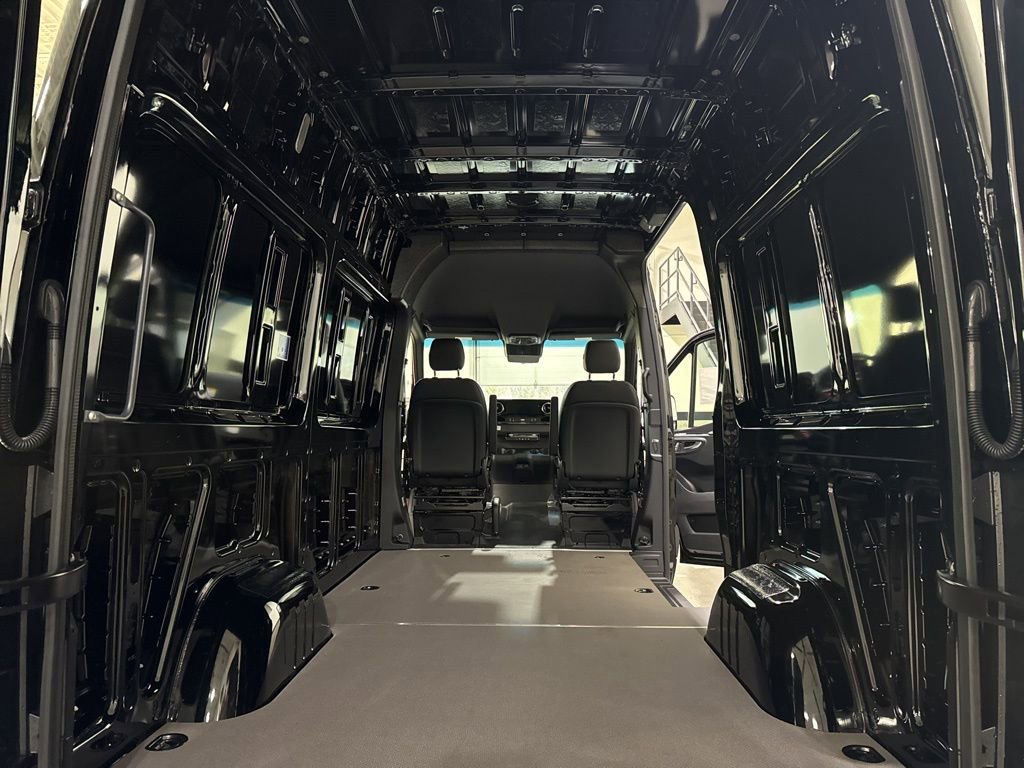 New 2025 Mercedes-Benz Sprinter 2500 image 24
