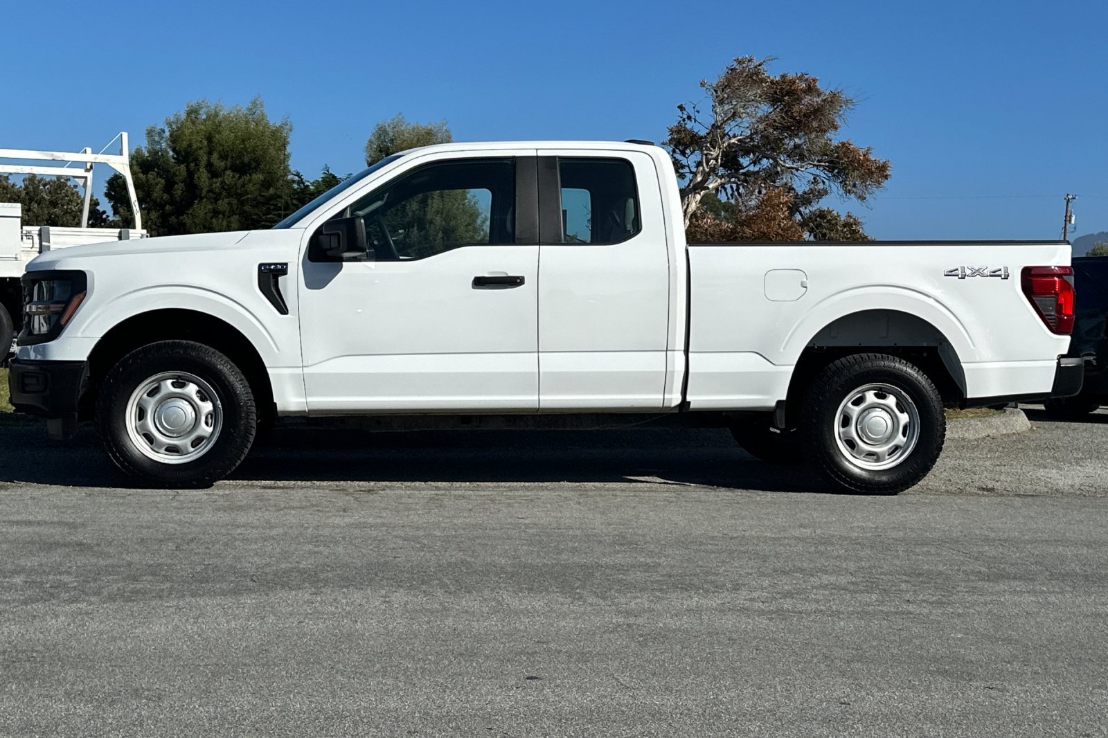 Used 2025 Ford F150 XL AWD/4WD image 2