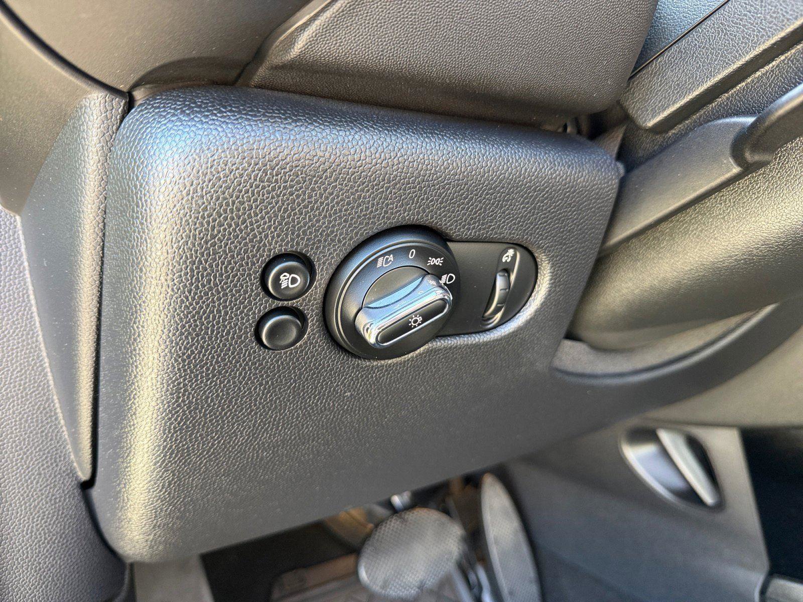 Used 2024 MINI Cooper S w/ Signature Upholstery Package FWD image 16