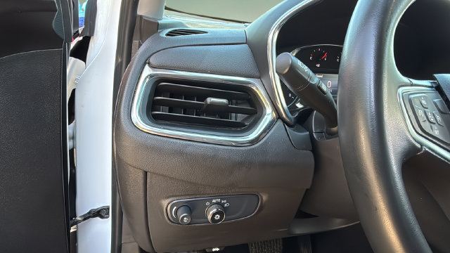Used 2024 Chevrolet Equinox LT AWD/4WD image 21