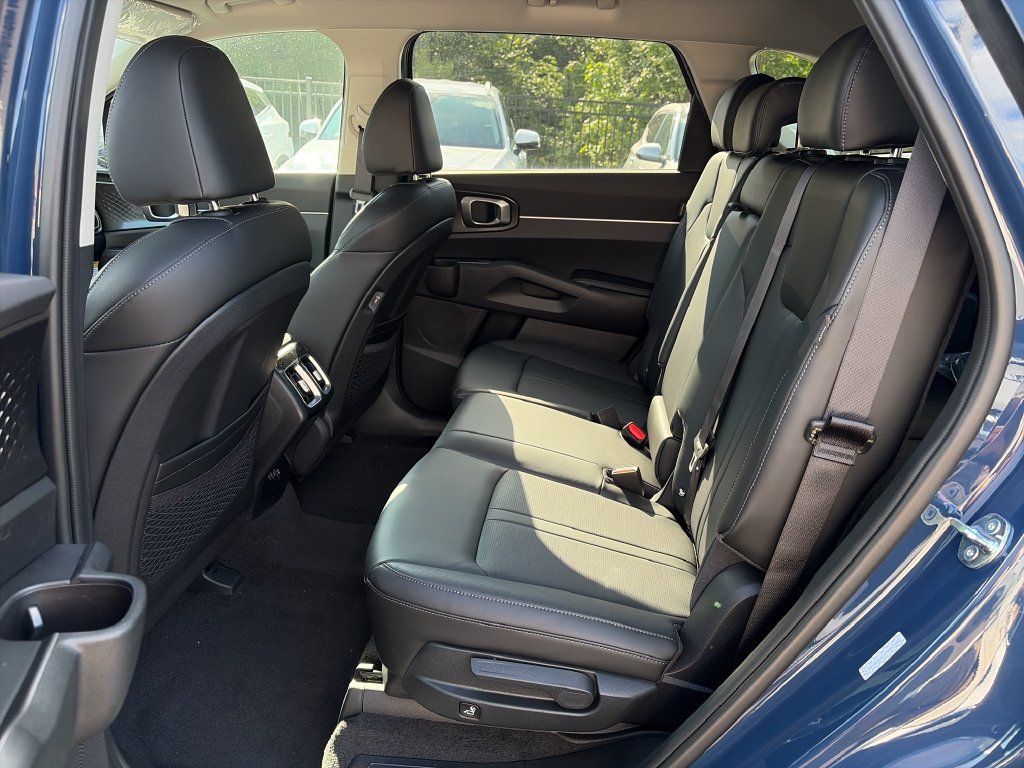 New 2026 Kia Sorento S AWD/4WD image 23