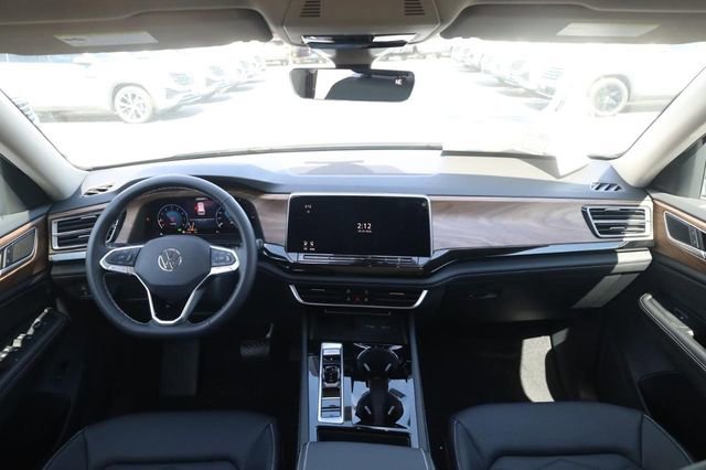 New 2026 Volkswagen Atlas SE image 7