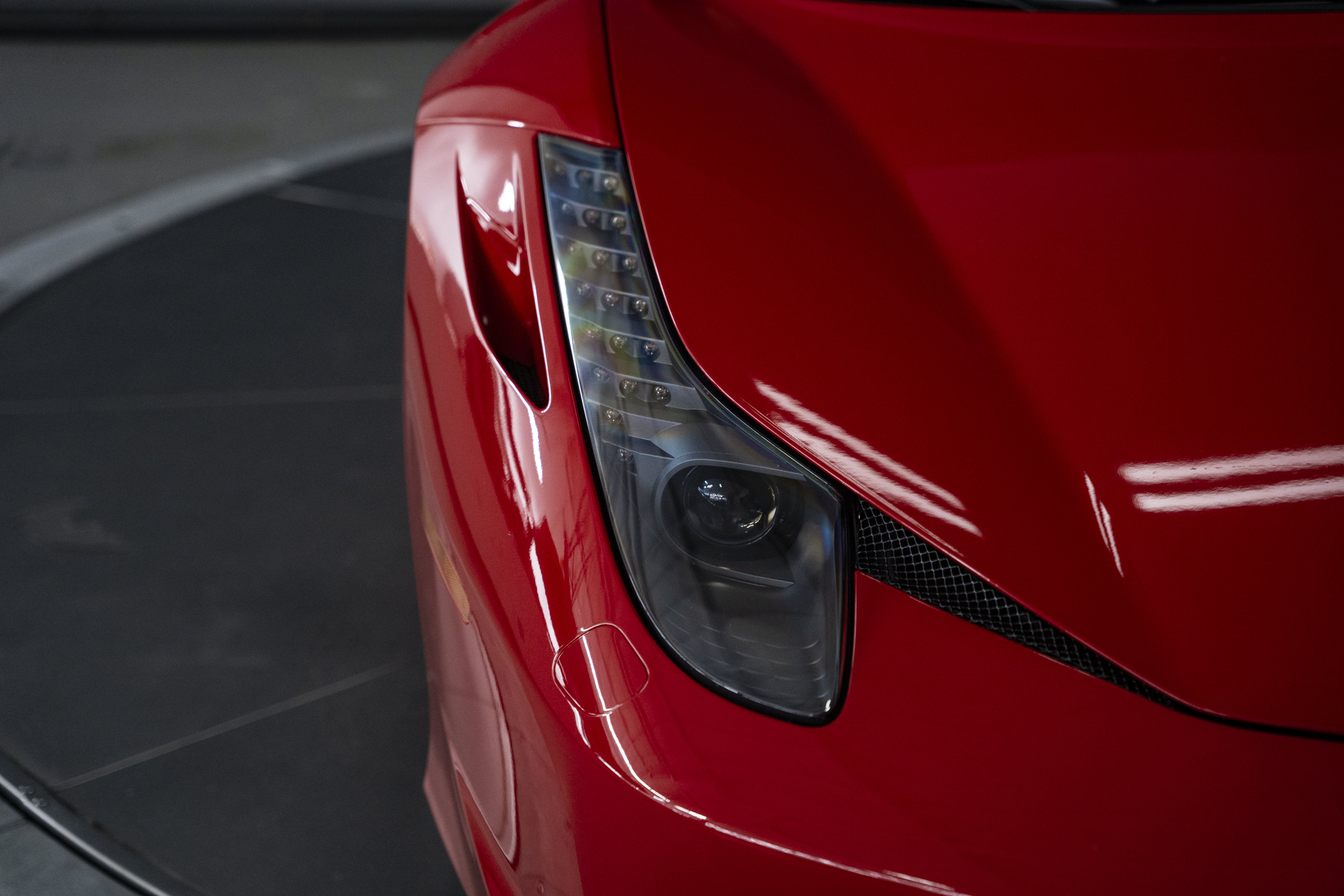 Used 2012 Ferrari 458 Spider RWD image 14
