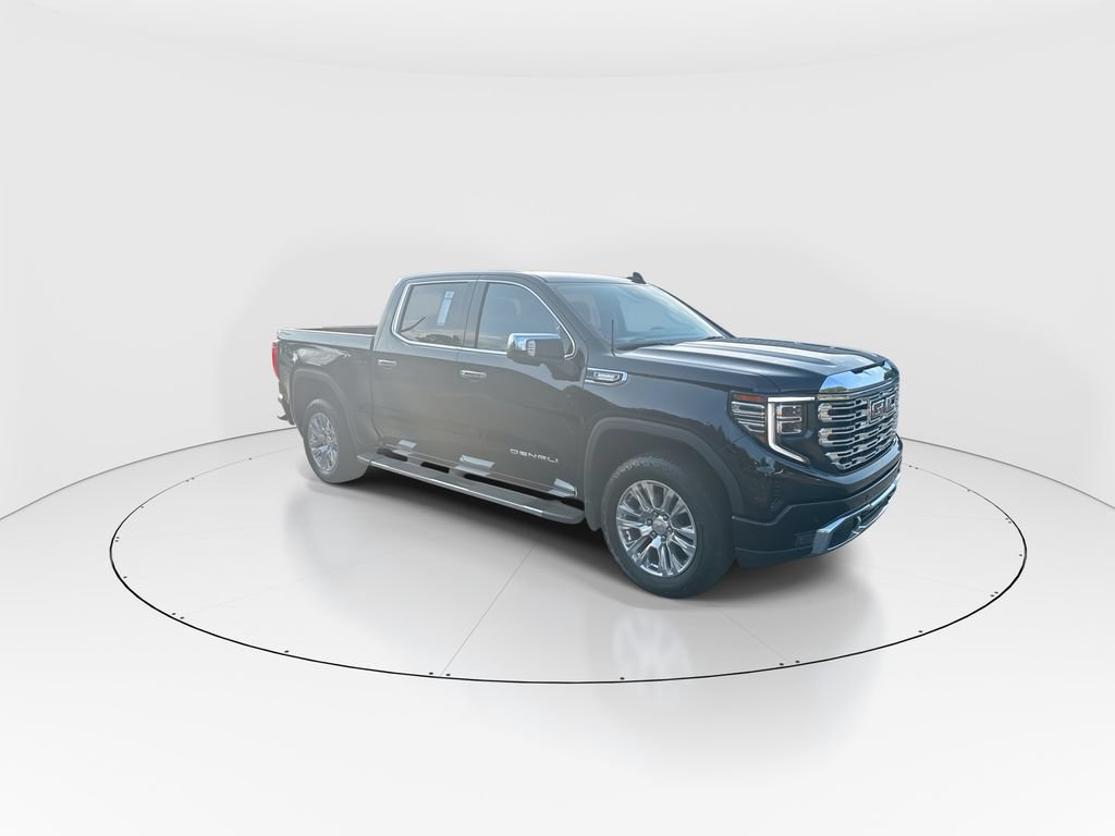 Used 2023 GMC Sierra 1500 Denali w/ Technology Package AWD/4WD image 2
