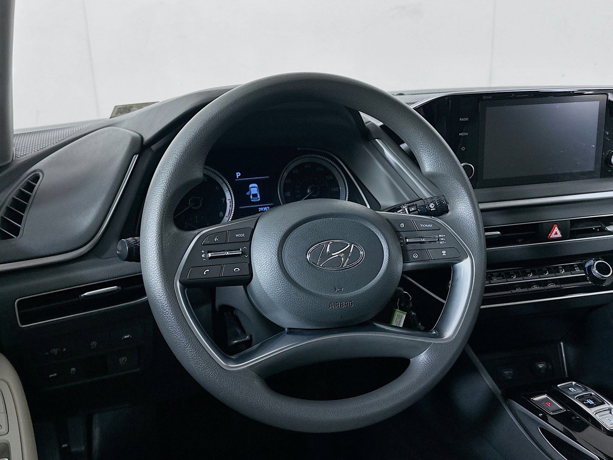 Used 2023 Hyundai Sonata SE FWD image 18