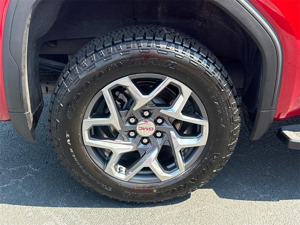 Used 2023 GMC Sierra 1500 SLT w/ SLT Premium Package image 17