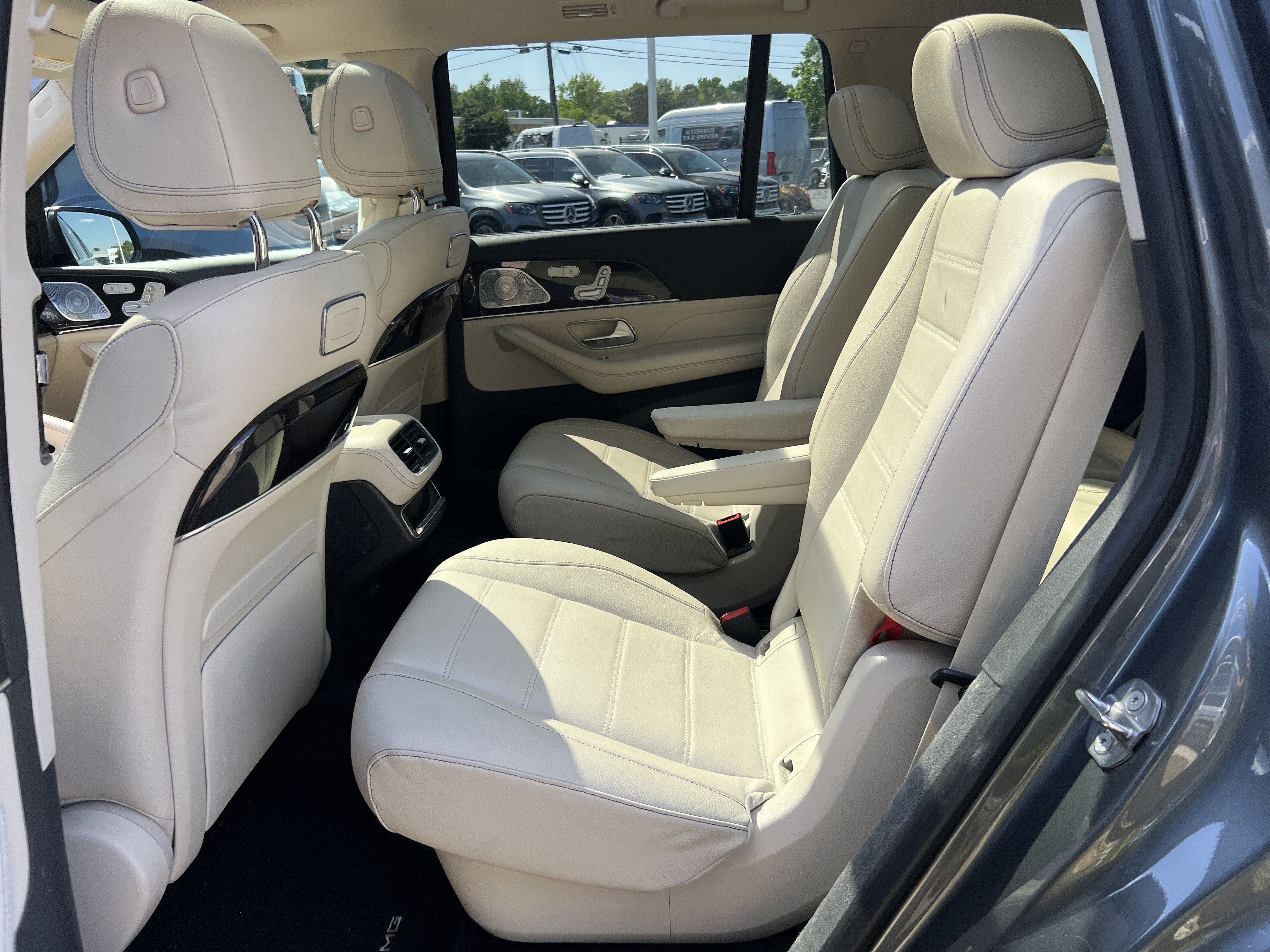 Certified 2020 Mercedes-Benz GLS 580 4MATIC image 31