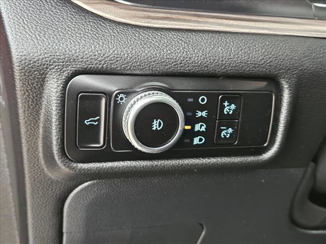 Used 2023 Ford Explorer Limited w/ Limited Technology Package RWD image 25
