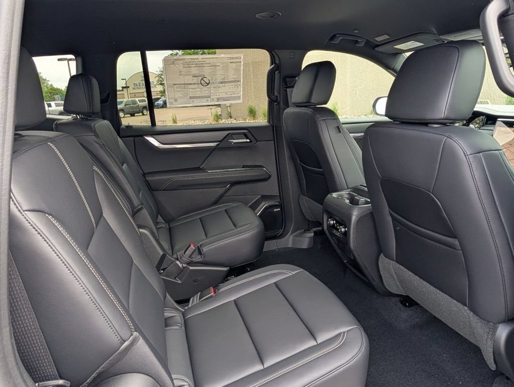 New 2026 GMC Acadia Elevation w/ Elevation Premium Package AWD/4WD image 27