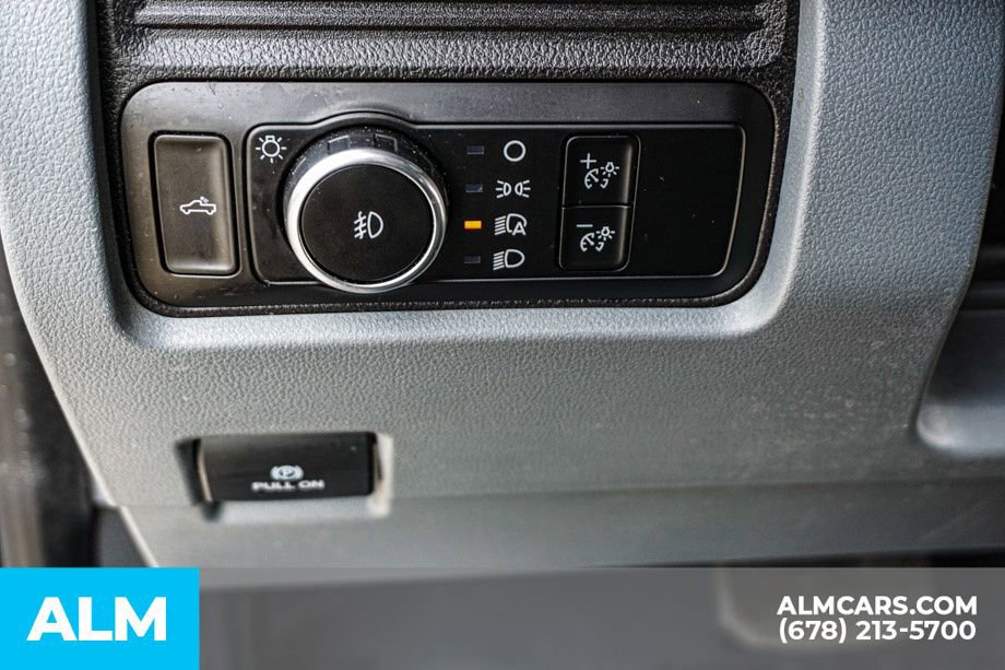 Used 2025 Ford F250 XLT image 44