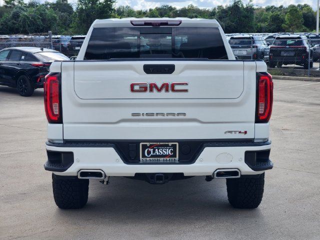 Used 2023 GMC Sierra 1500 AT4 w/ AT4 Premium Package AWD/4WD image 6