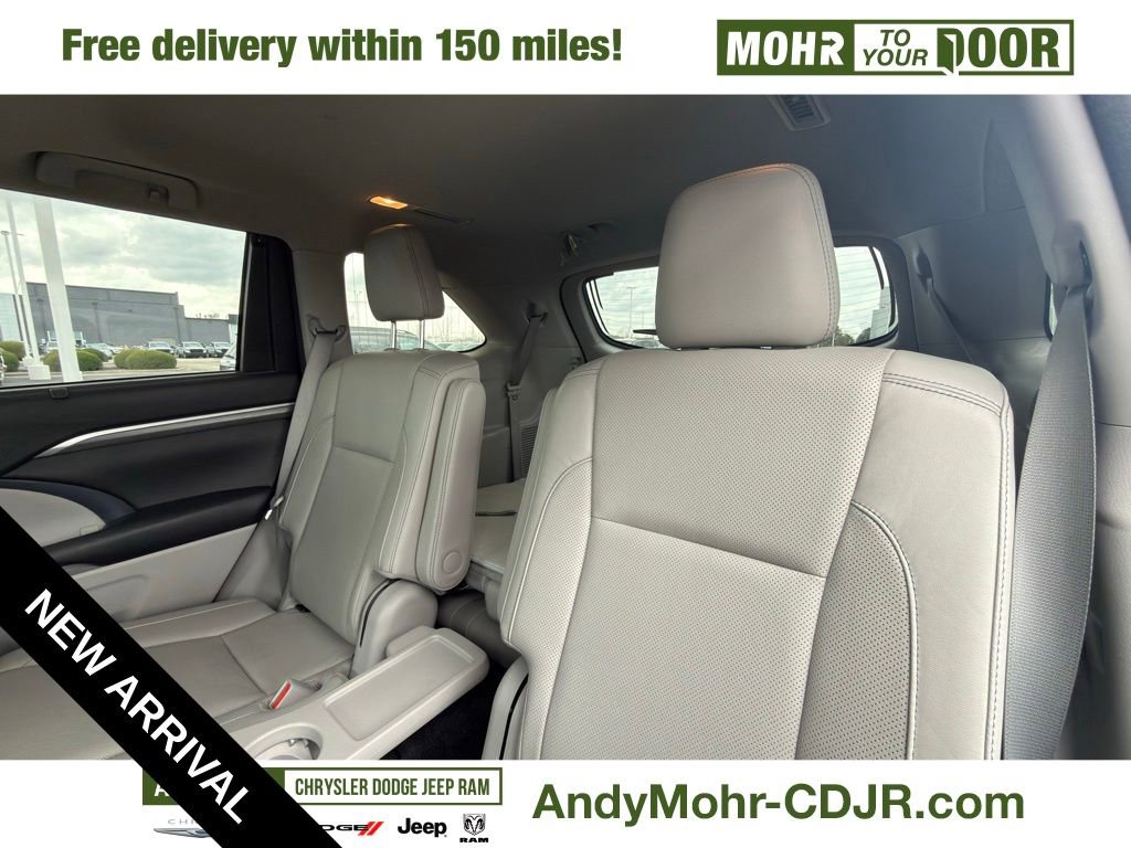 Used 2017 Toyota Highlander Limited image 32