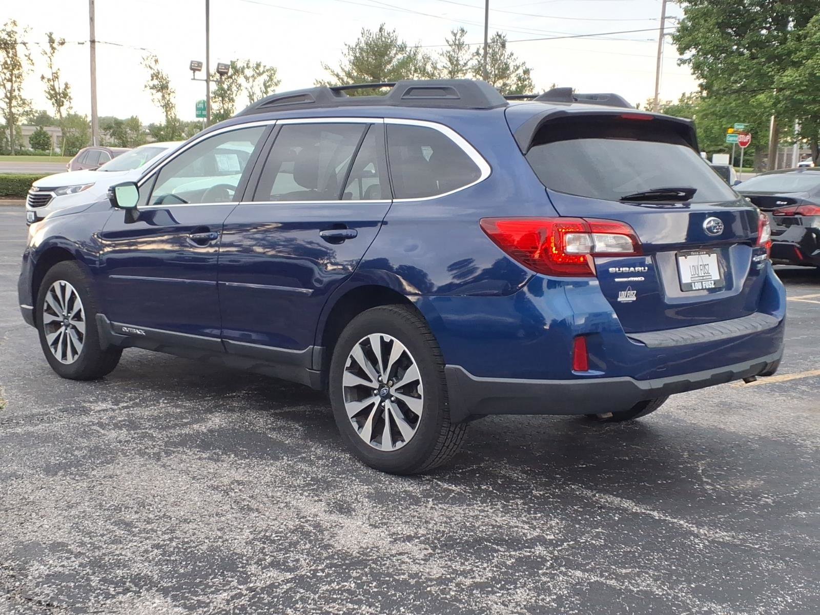 Used 2016 Subaru Outback 3.6R Limited AWD/4WD image 6