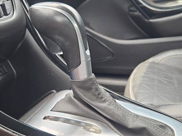 Used 2019 Buick Cascada Premium FWD image 10
