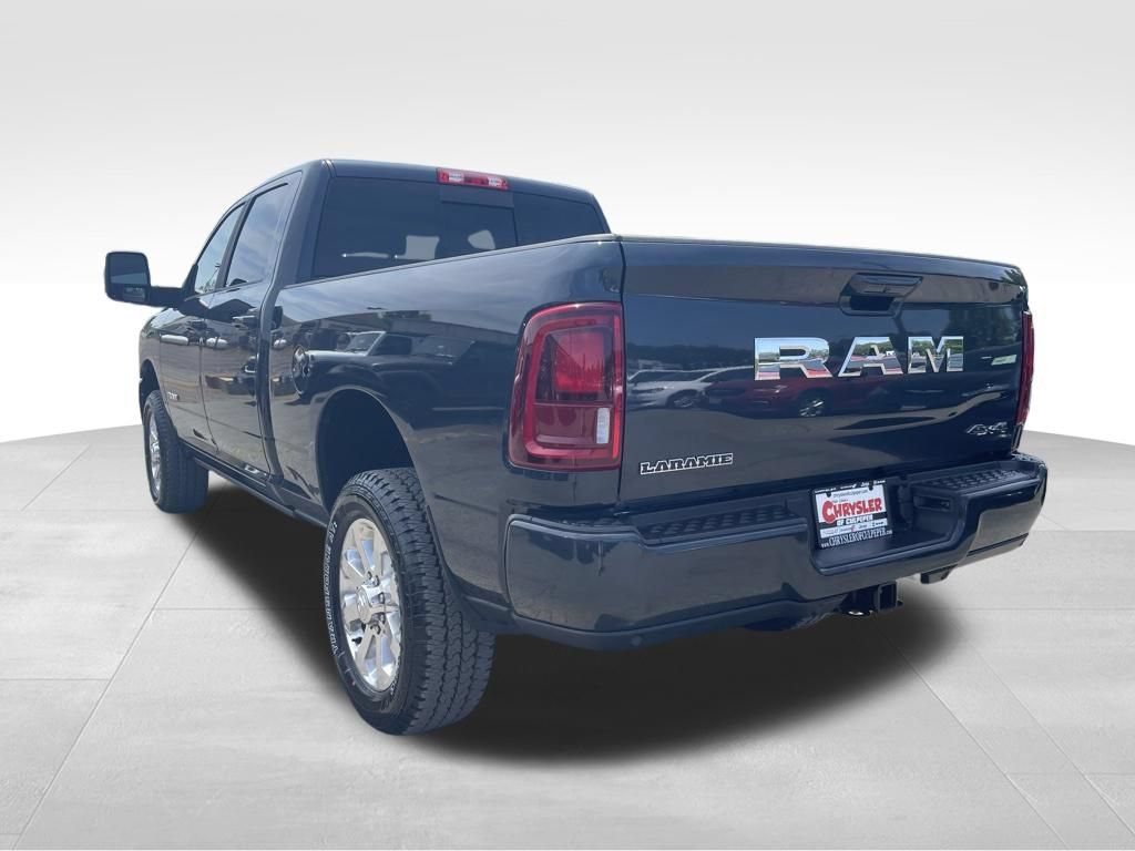 New 2026 RAM 2500 Laramie AWD/4WD image 14