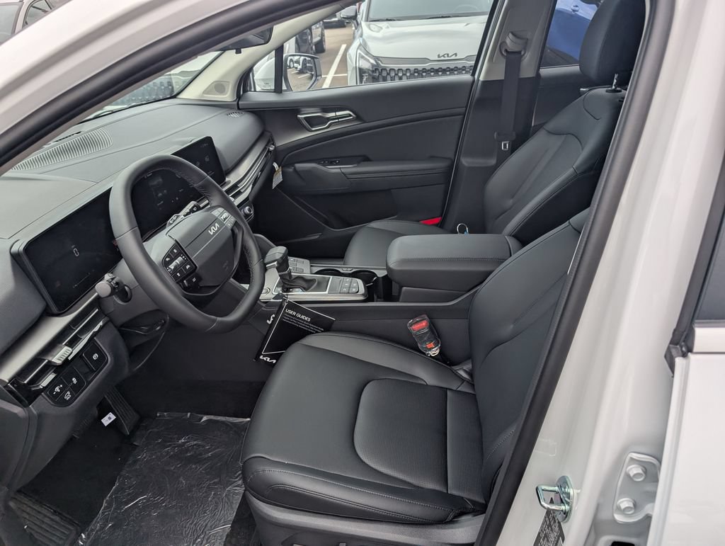 New 2026 Kia Sportage EX w/ EX Panorama Roof Package FWD image 13