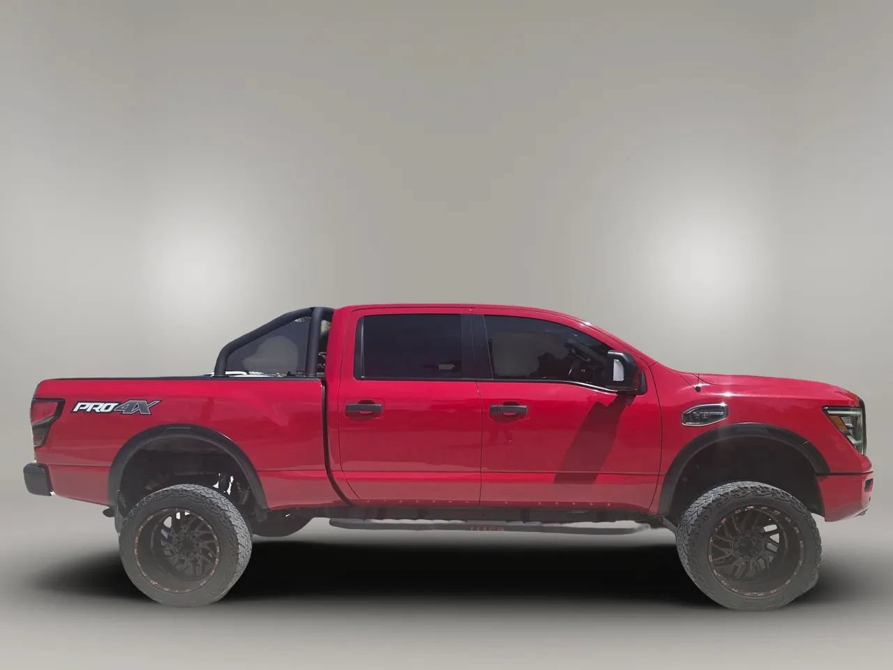 Used 2020 Nissan Titan PRO-4X AWD/4WD image 9