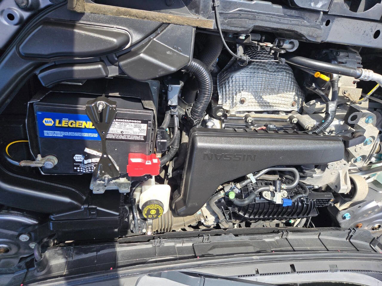 Used 2015 Nissan Rogue S AWD/4WD image 29