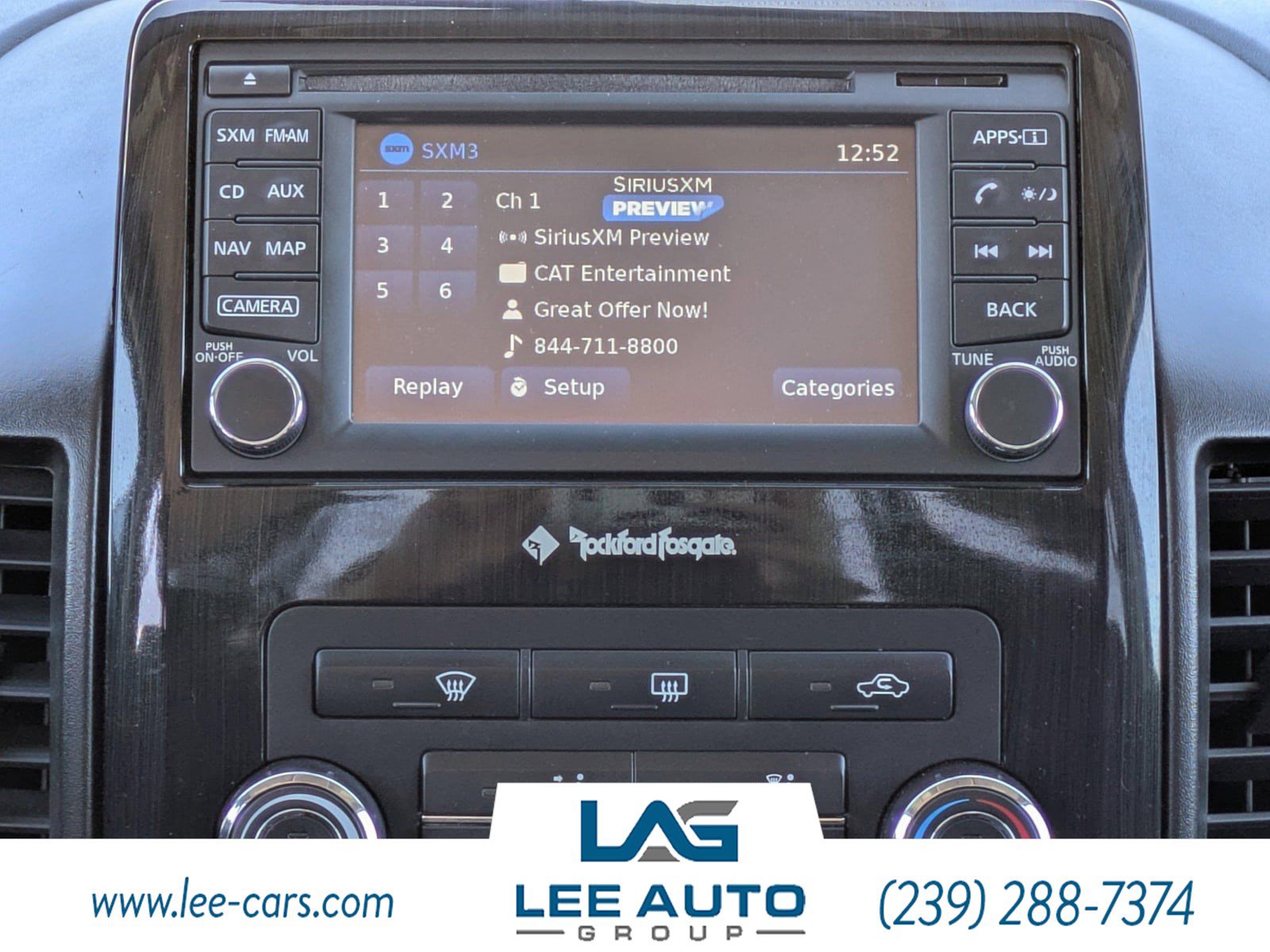 Used 2015 Nissan Titan SV w/ SV Value Truck Package AWD/4WD image 14