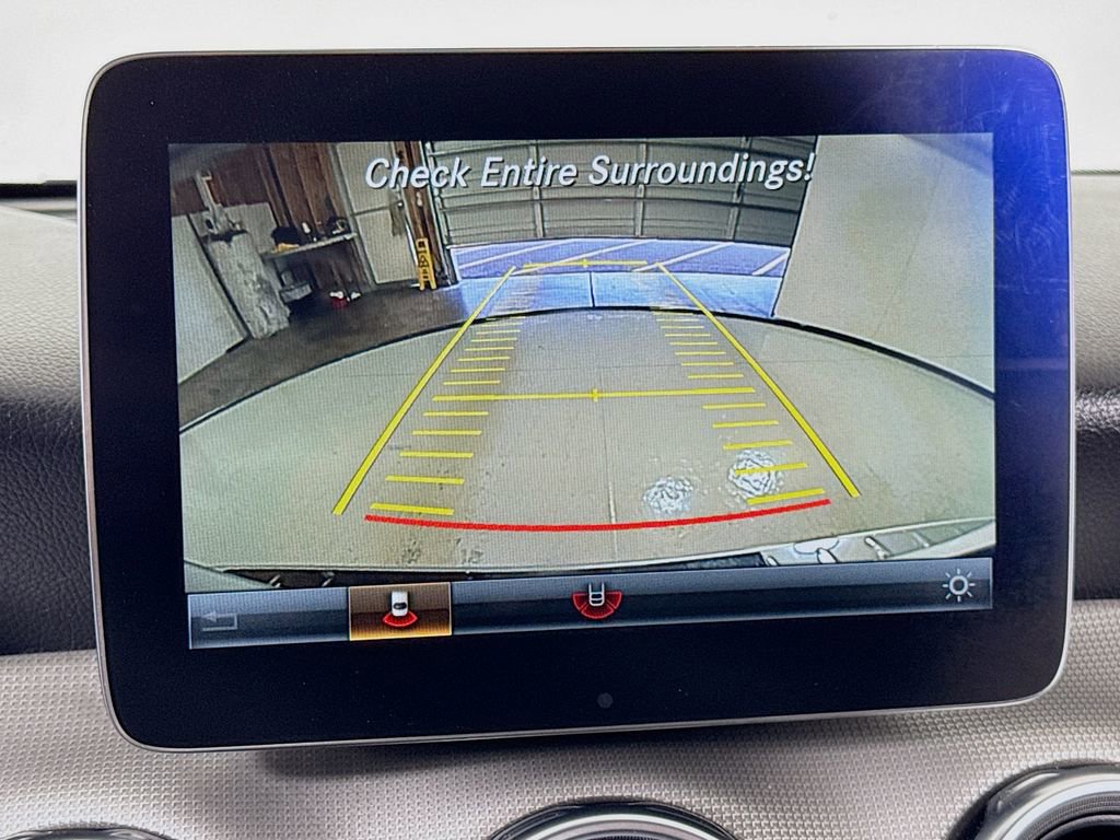 Used 2018 Mercedes-Benz GLA 250 4MATIC image 35