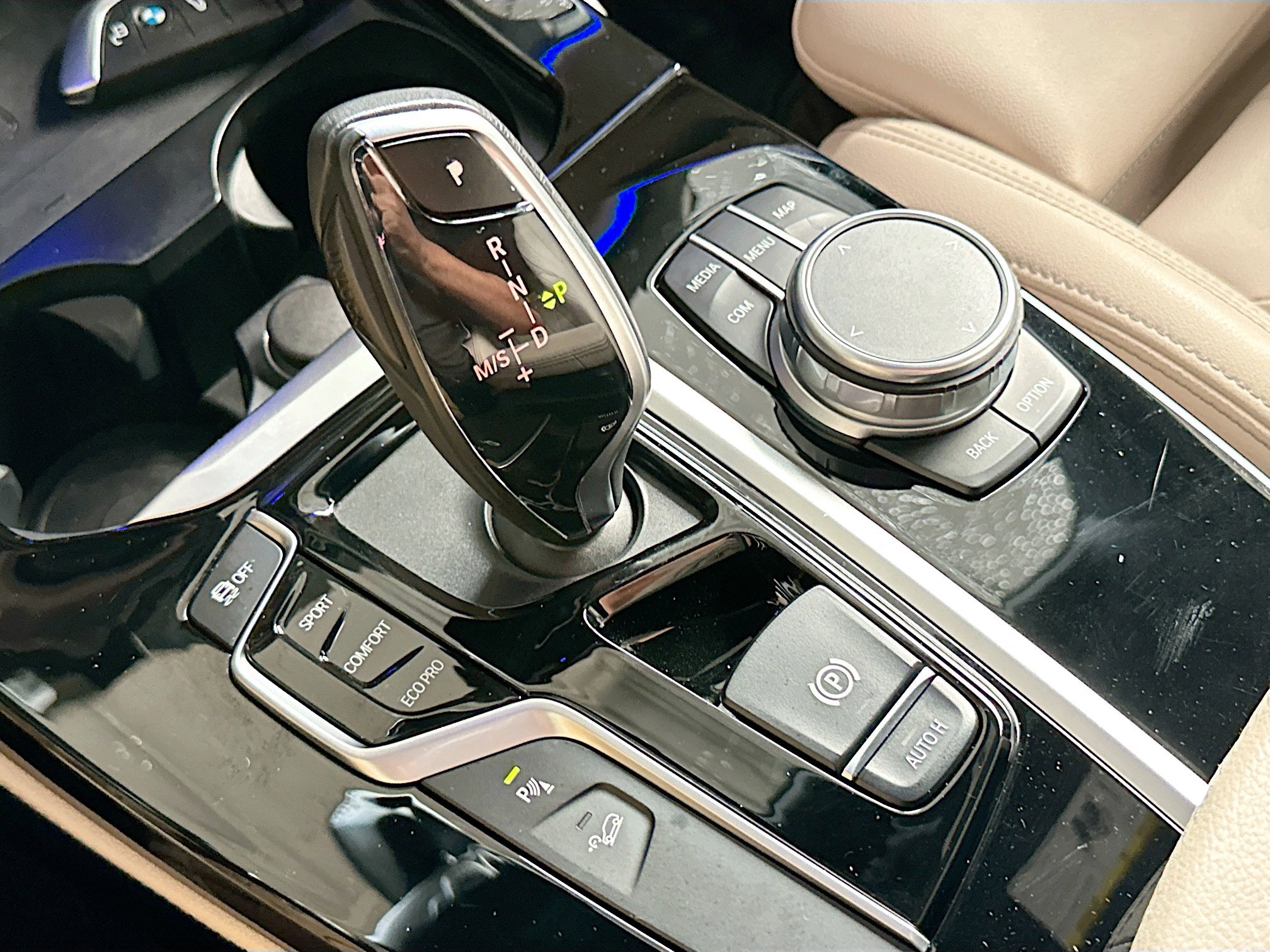 Used 2021 BMW X4 xDrive30i w/ M Sport Package image 17