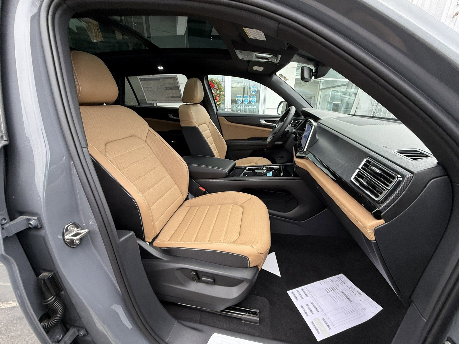 New 2026 Volkswagen Atlas Cross Sport SEL R-Line image 23