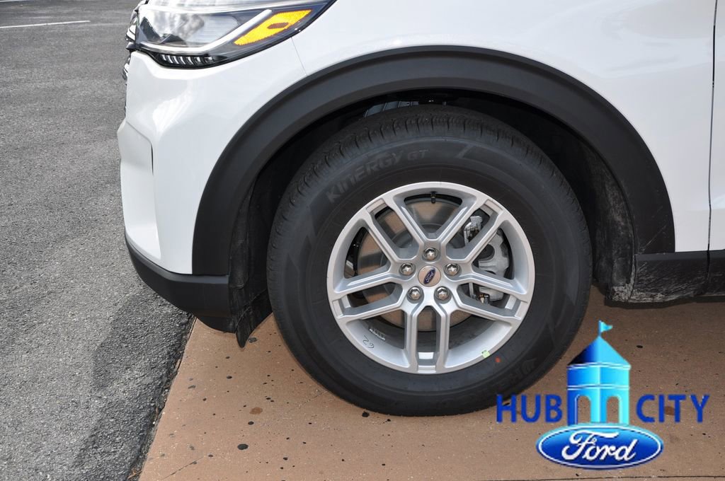 New 2026 Ford Explorer Active w/ Active Comfort Package image 9