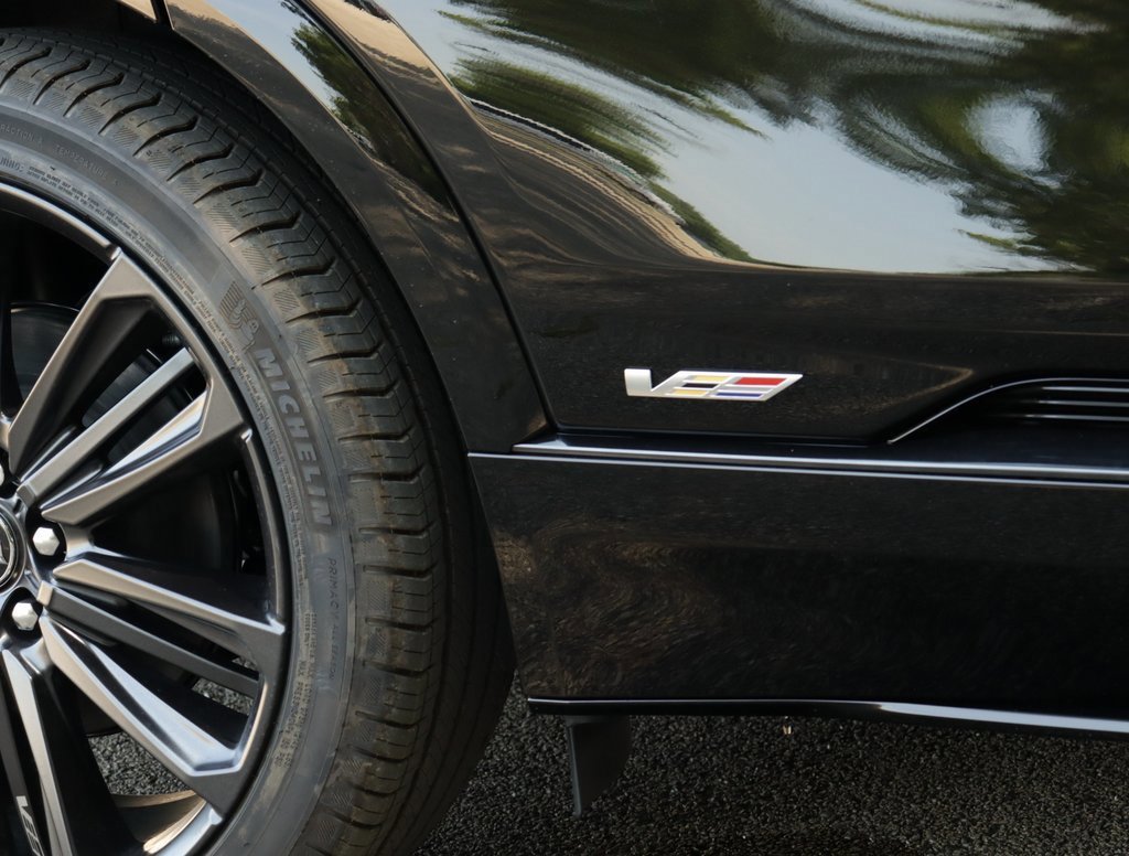 New 2026 Cadillac Lyriq V image 51