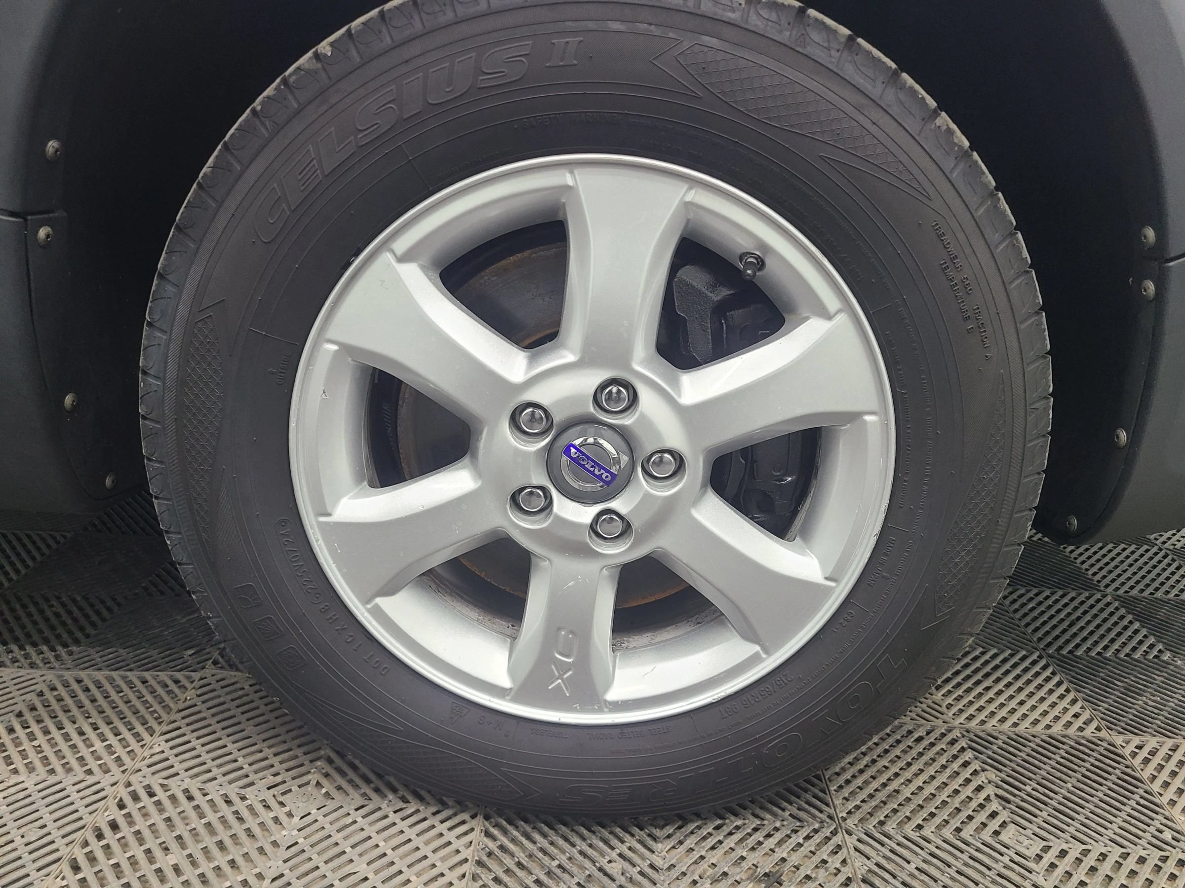 Used 2013 Volvo XC70 3.2 AWD/4WD image 15