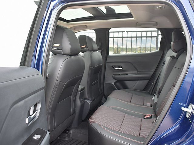 New 2026 Nissan Kicks SR w/ SR Premium Package AWD/4WD image 9