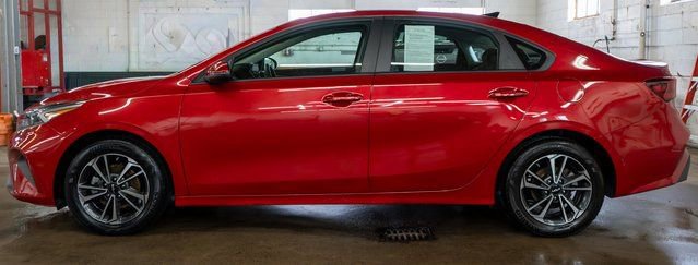 Used 2024 Kia Forte LXS image 9