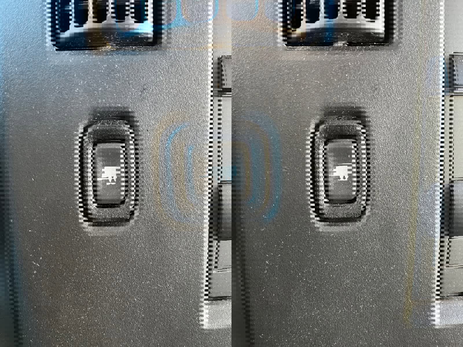 Used 2021 Chevrolet Express 3500 LS image 22