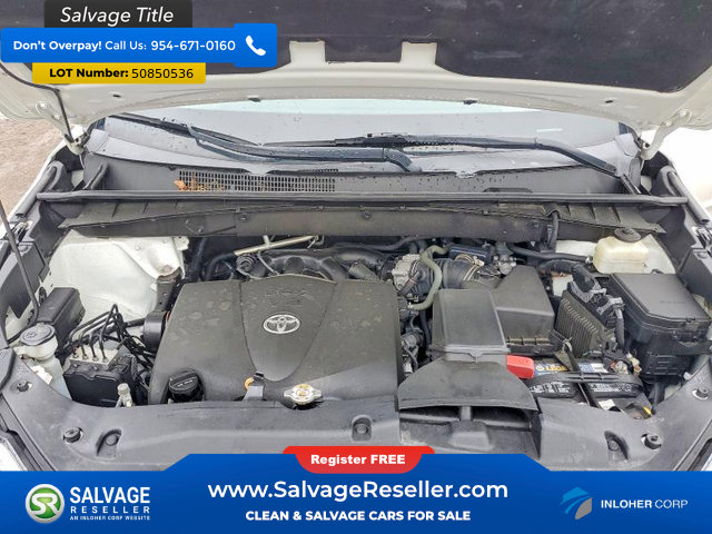 Used 2019 Toyota Highlander XLE AWD/4WD image 16
