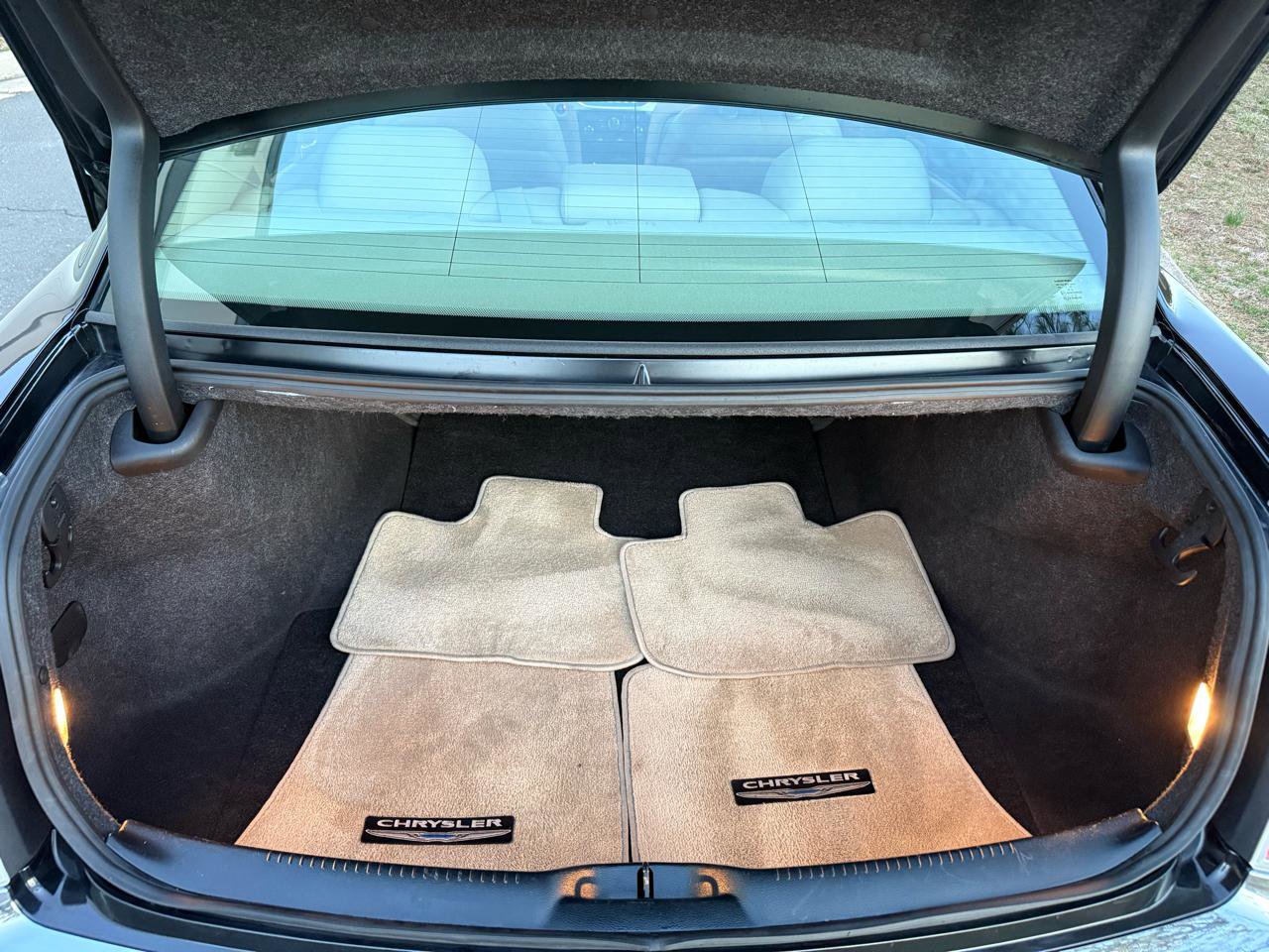 Used 2014 Chrysler 300 image 45