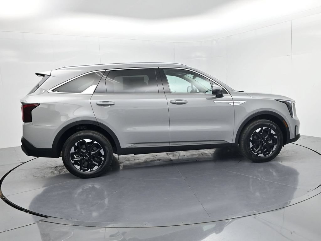 New 2026 Kia Sorento S AWD/4WD image 8
