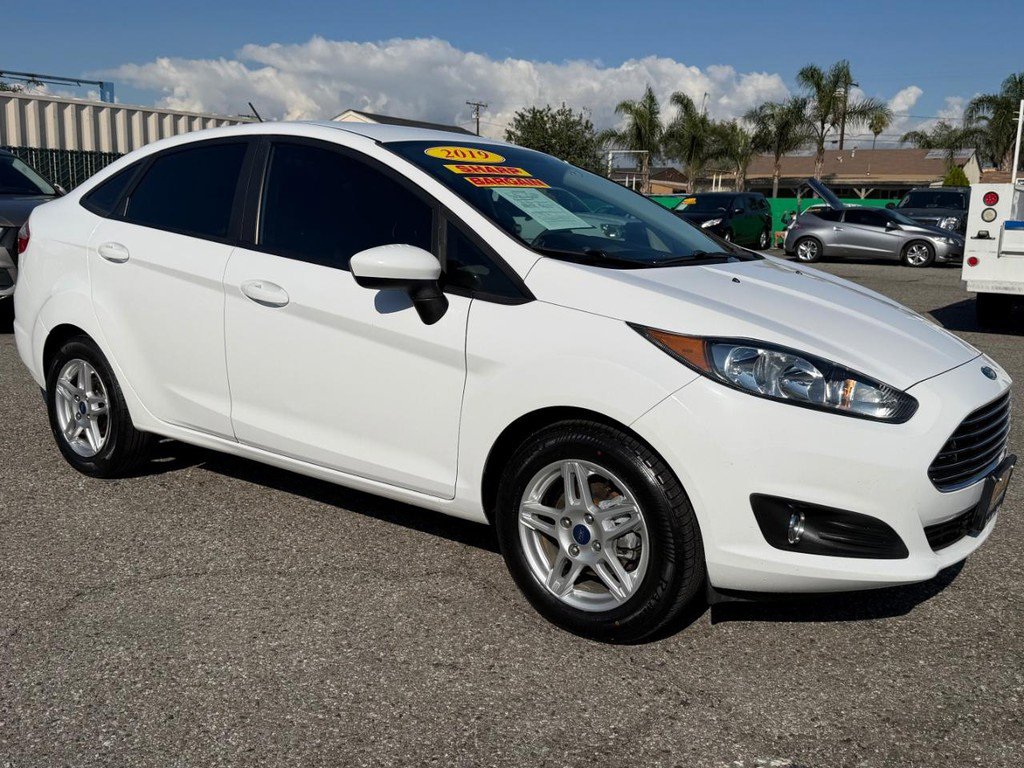 Used 2019 Ford Fiesta SE w/ Equipment Group 201A image 3