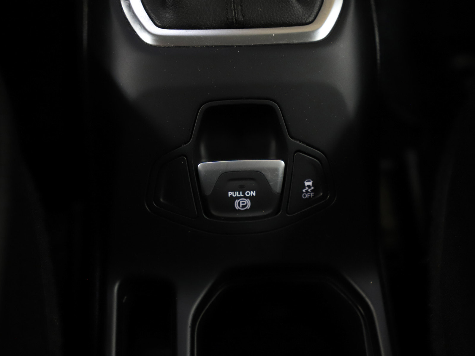 Used 2018 Jeep Renegade Sport w/ Power & Air Group AWD/4WD image 24
