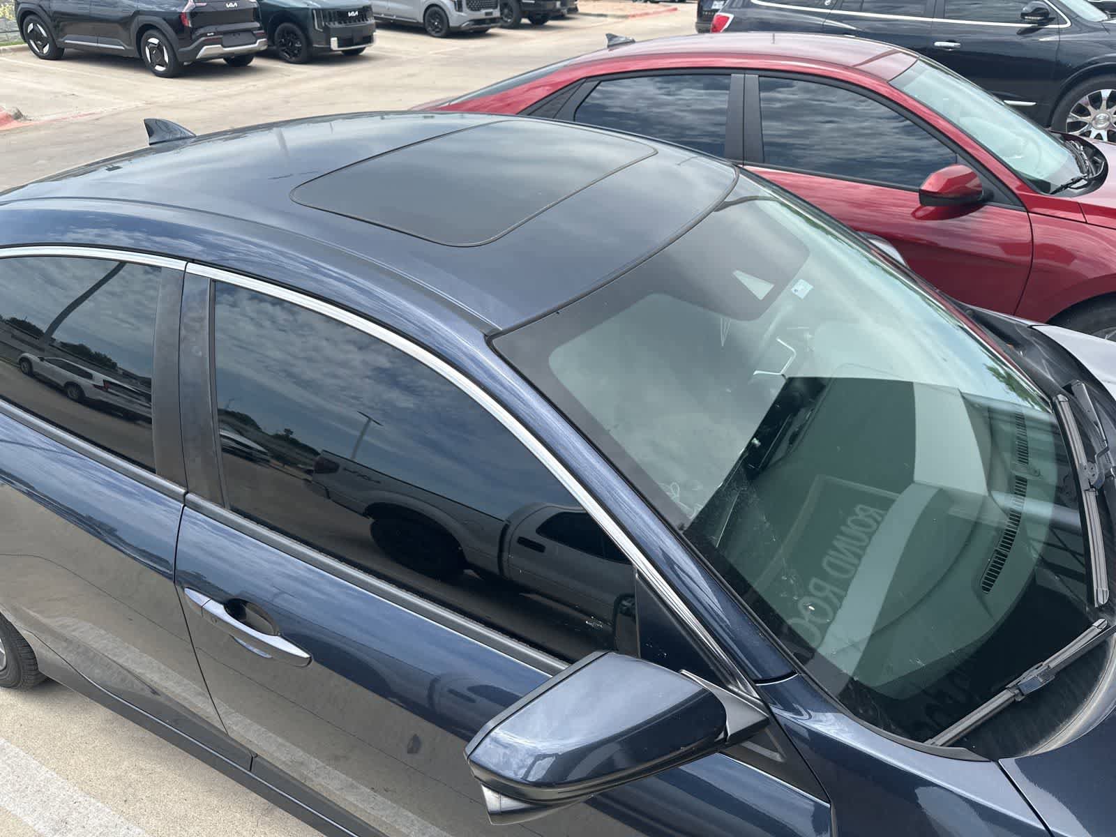 Used 2020 Honda Civic EX-L image 3